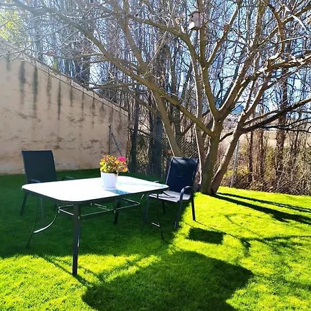 Casas De Aledo Precioso Con Hermosas Vistas Y Jardin