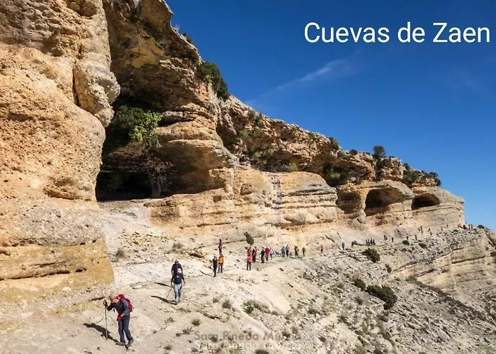 Casas De Aledo Precioso Con Hermosas Vistas Y Jardin