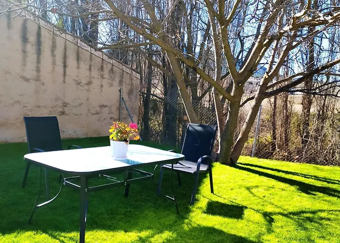 Casas De Aledo Precioso Con Hermosas Vistas Y Jardin